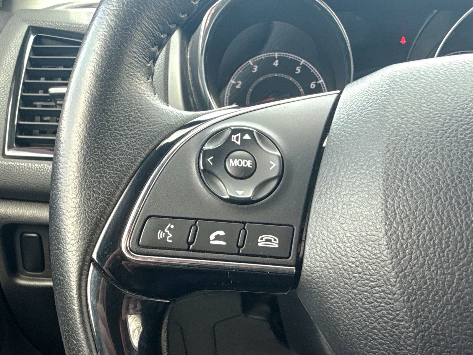 Used 2020 Mitsubishi Outlander Sport SE image 40