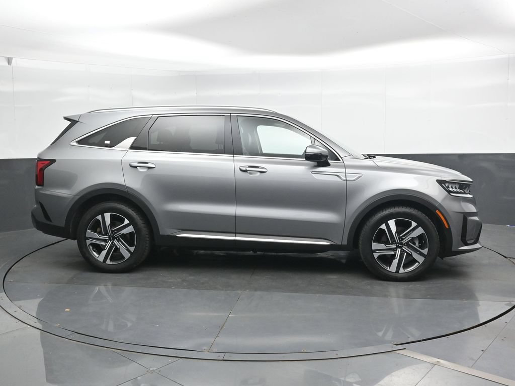 Used 2023 Kia Sorento EX AWD/4WD image 4