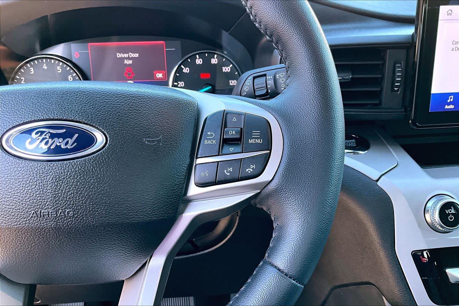 Certified 2023 Ford Explorer XLT RWD image 25