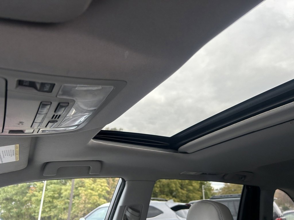 Used 2016 Toyota Highlander XLE image 24