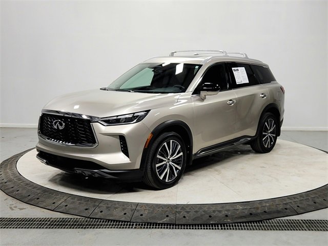 Used 2025 INFINITI QX60 Sensory image 3