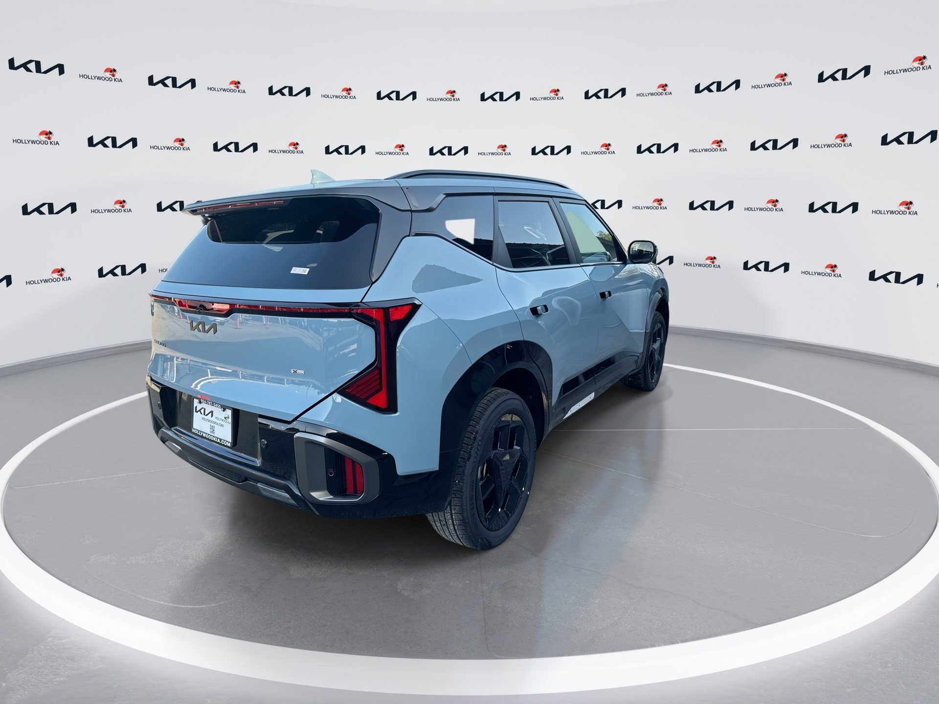 New 2027 Kia Seltos X-Line S w/ X-Line S Premium Package AWD/4WD image 8