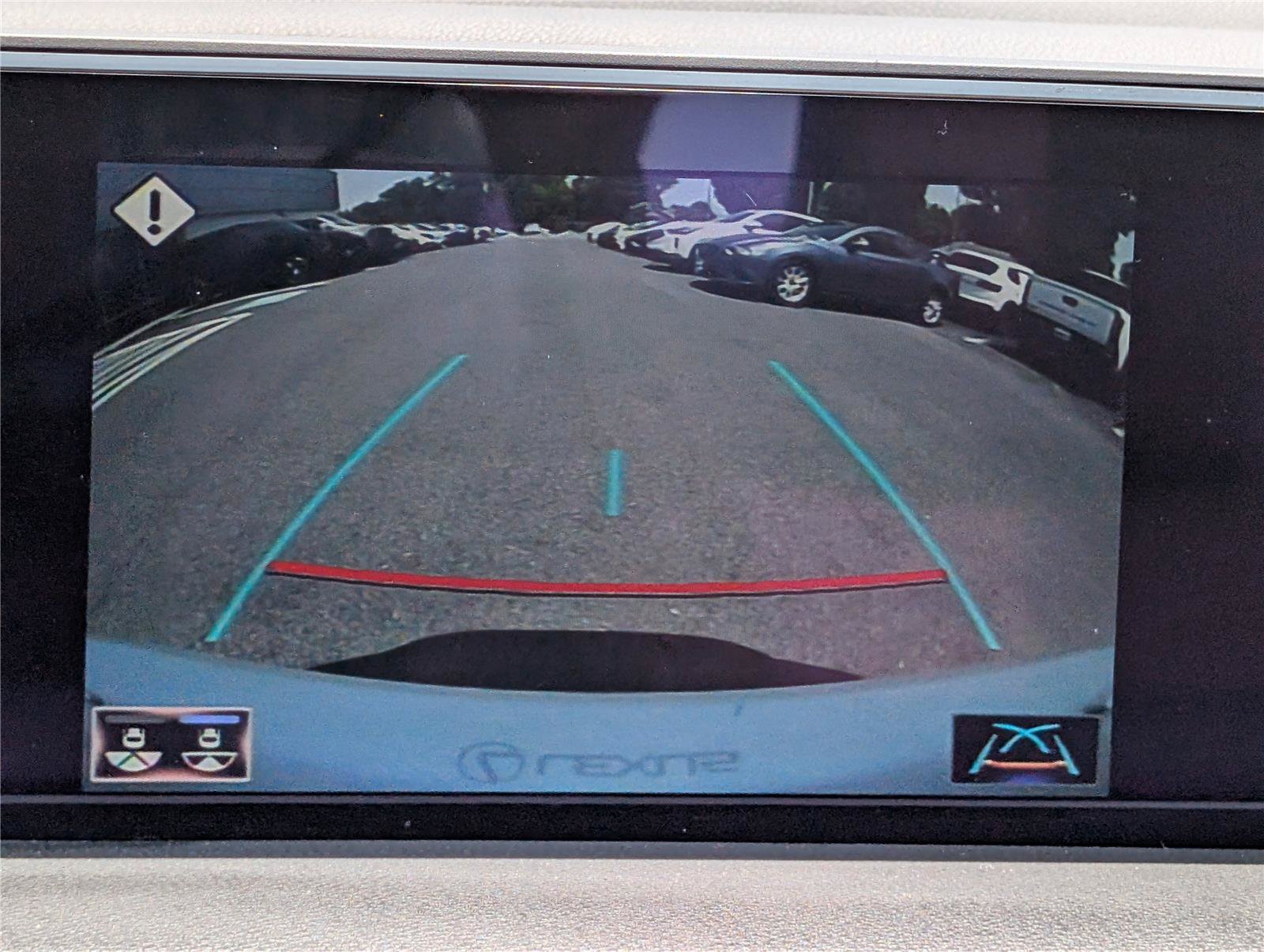 Certified 2020 Lexus ES 350 w/ Accessory Package 2 FWD image 28
