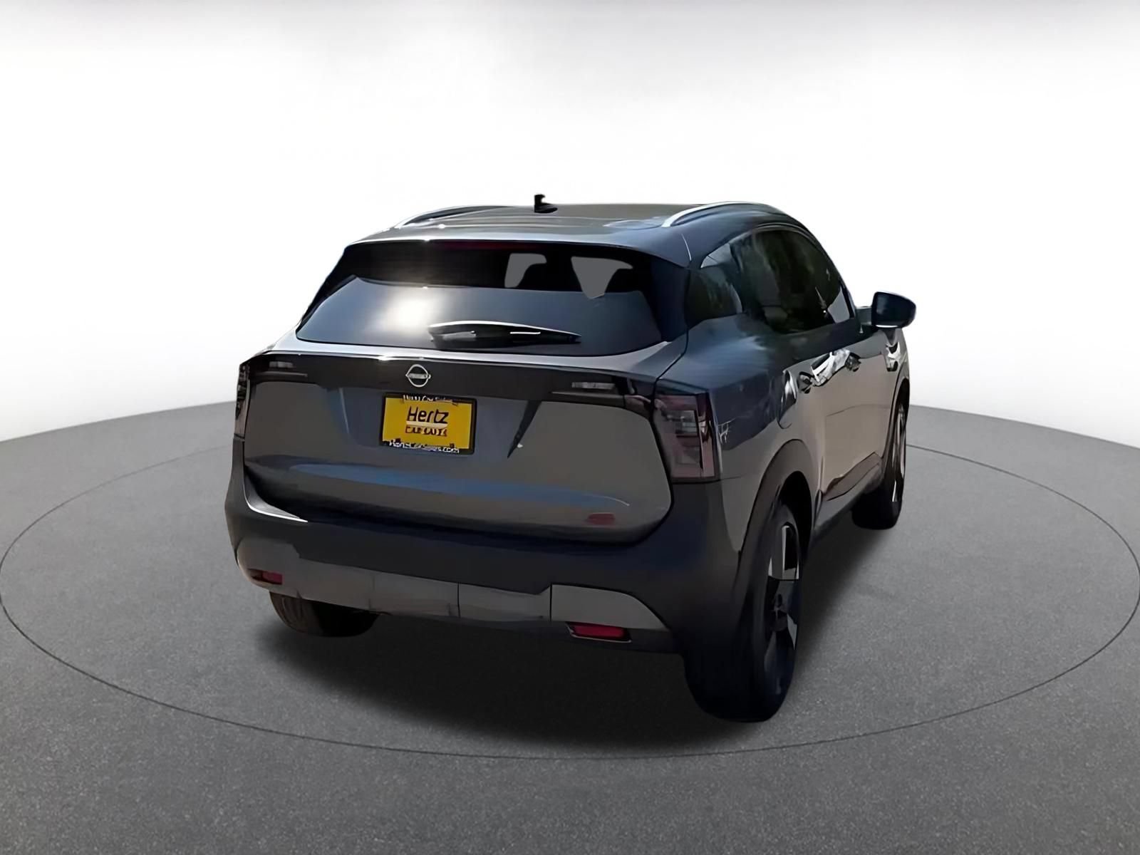 Used 2026 Nissan Kicks SR FWD image 11