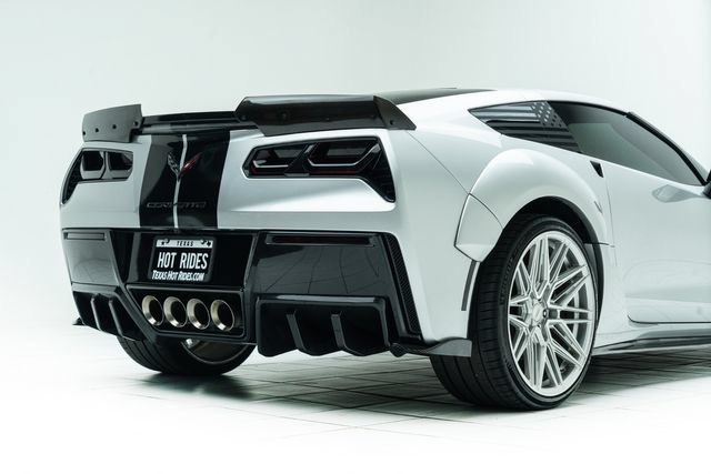Used 2019 Chevrolet Corvette Stingray Coupe RWD image 14