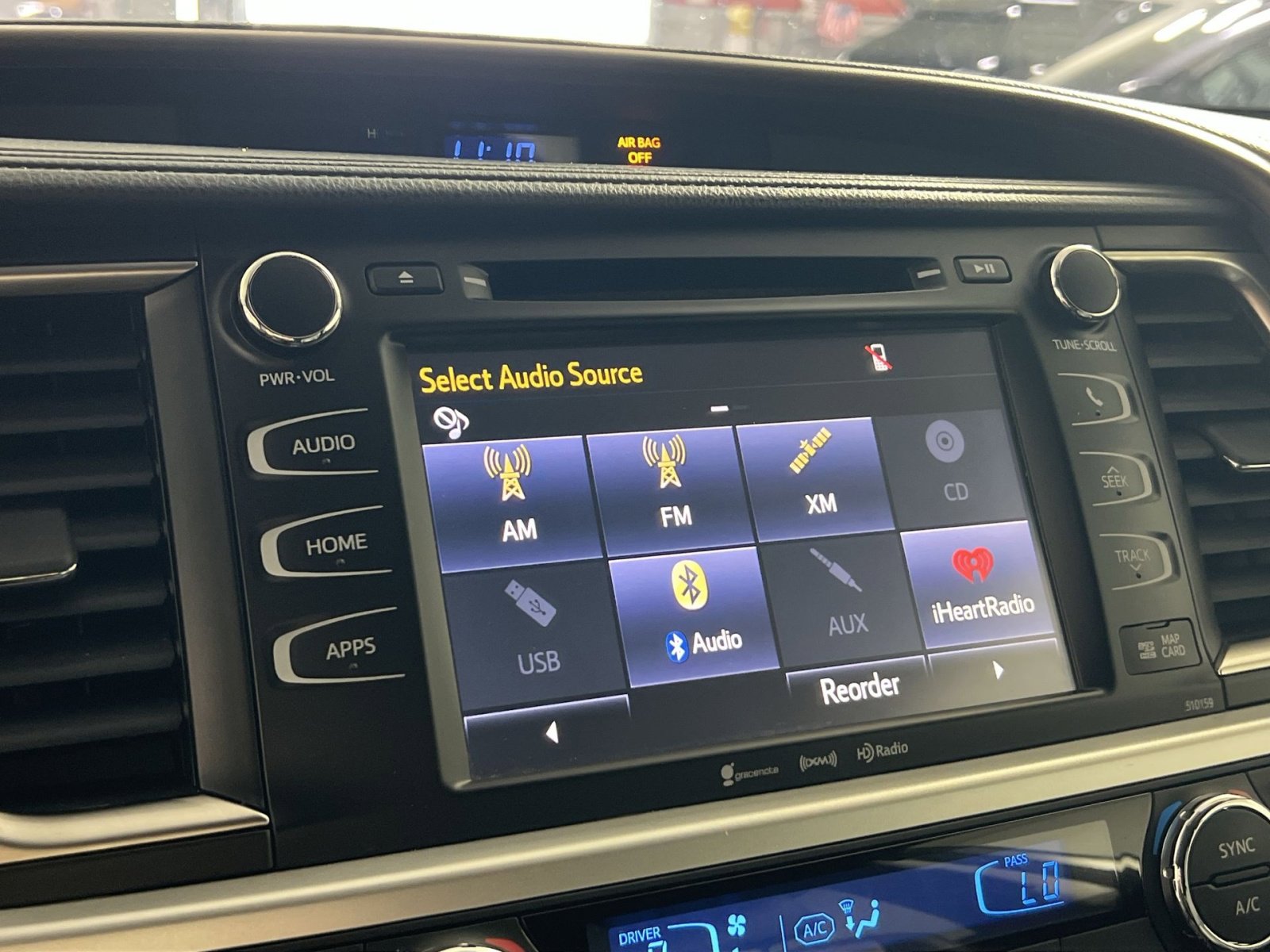 Used 2016 Toyota Highlander XLE image 18