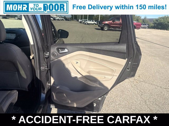 Used 2018 Ford Escape Titanium w/ Ford Safe & Smart Package FWD image 17