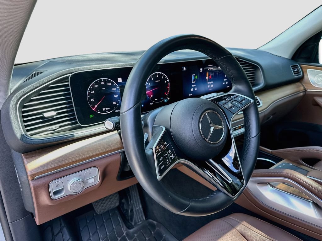 Certified 2025 Mercedes-Benz GLE 350 4MATIC image 9
