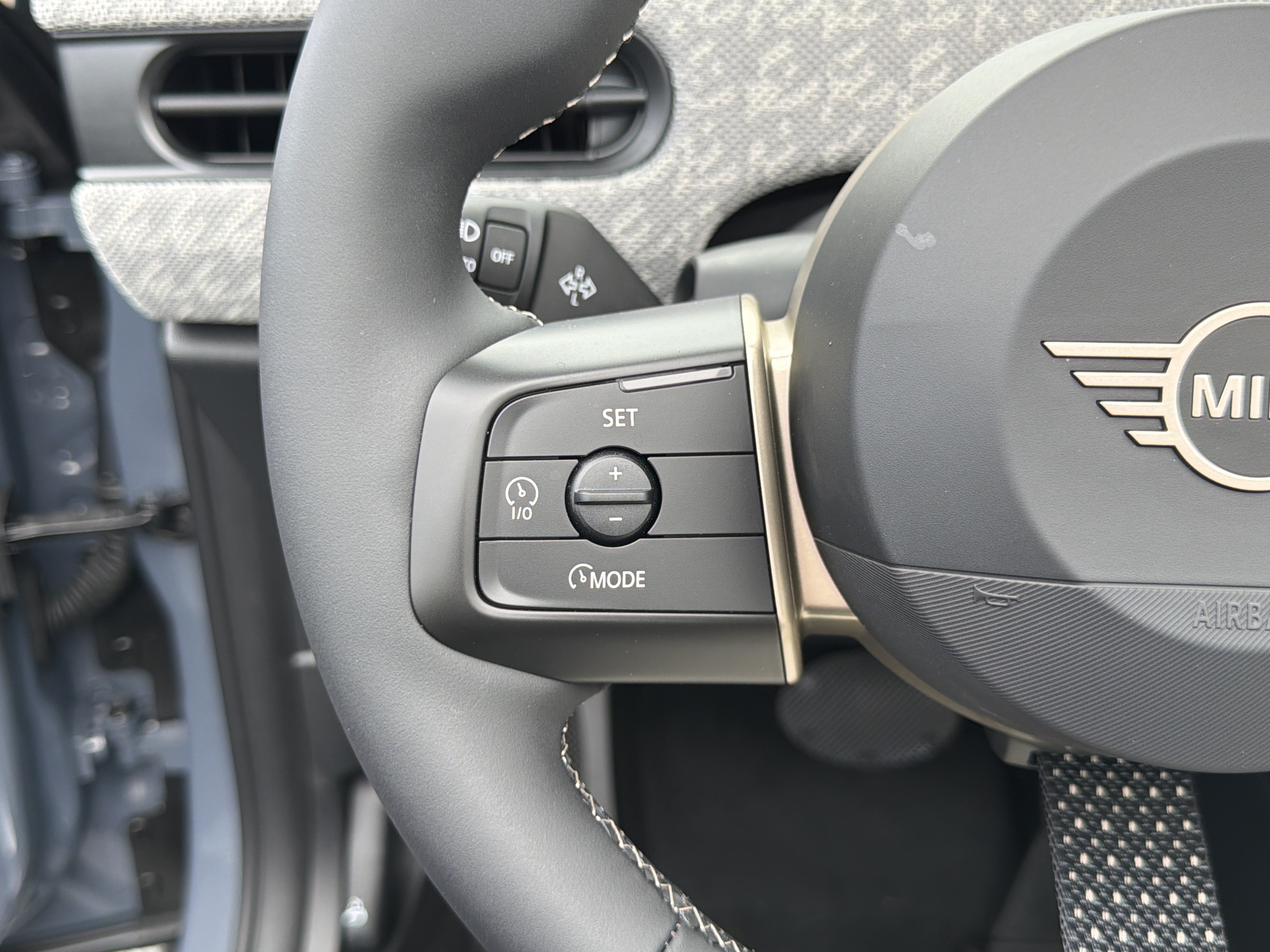 Used 2026 MINI Cooper S FWD image 25