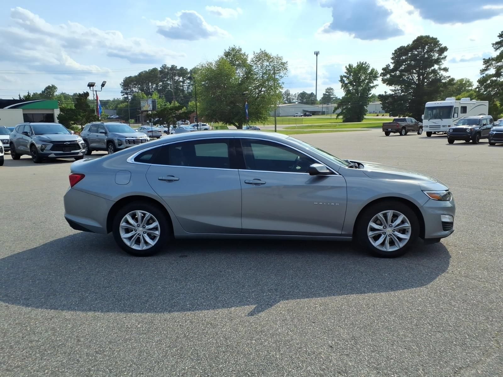Used 2024 Chevrolet Malibu LT FWD image 6