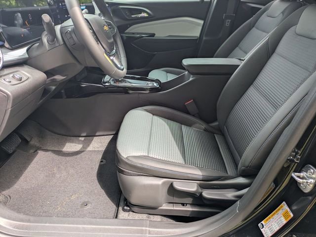 New 2026 Chevrolet Trax LT FWD image 10