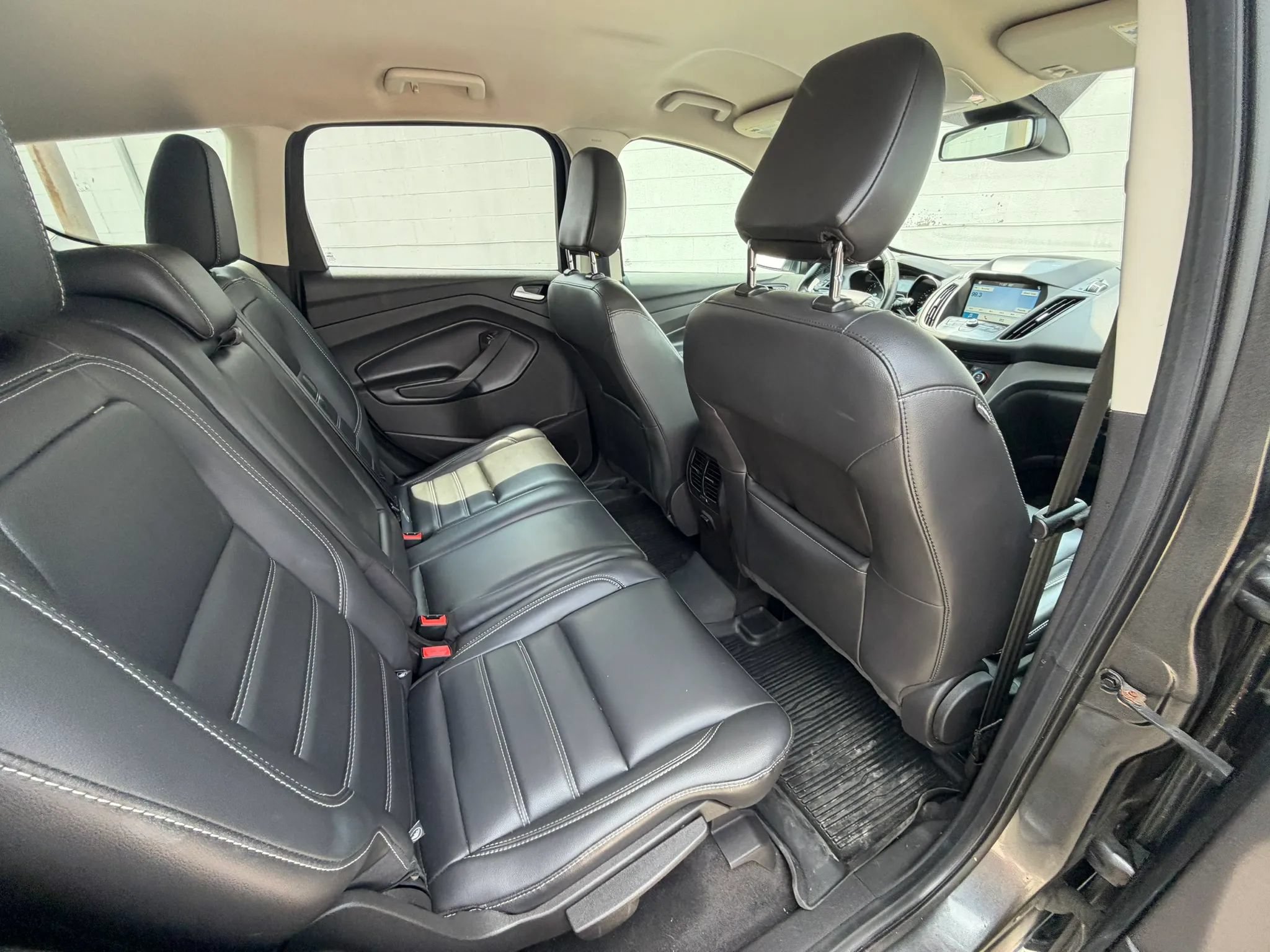 Used 2019 Ford Escape SEL AWD/4WD image 27