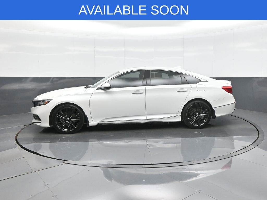 Used 2018 Honda Accord Touring image 4