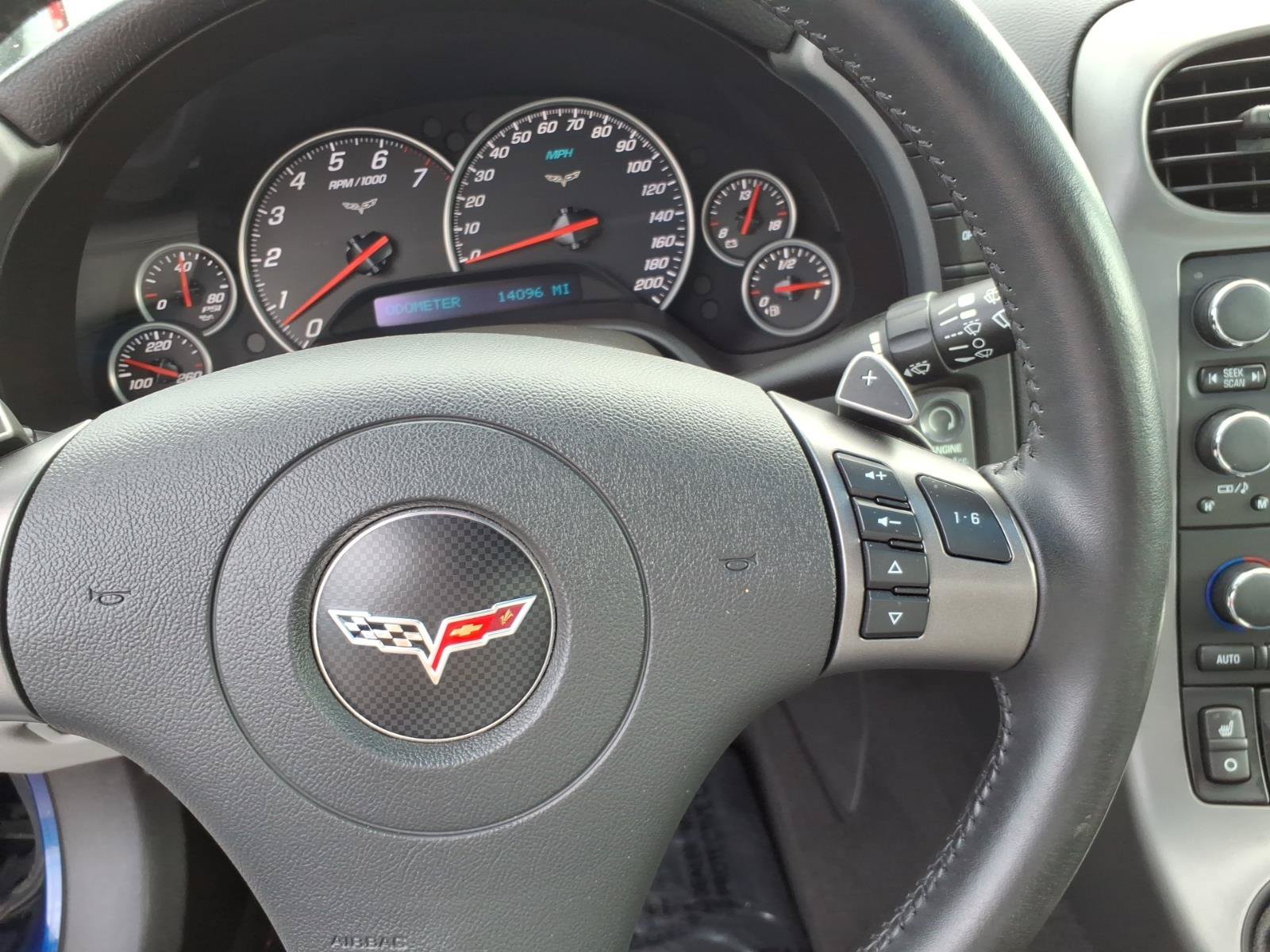 Used 2007 Chevrolet Corvette Coupe w/ Preferred Equipment Group RWD image 17