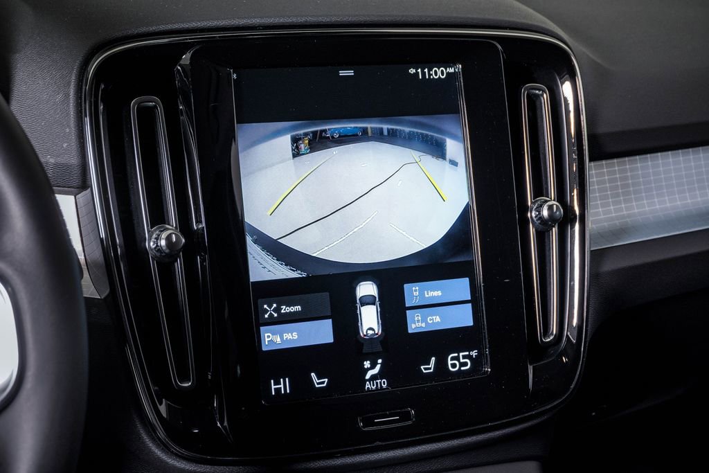 Used 2020 Volvo XC40 T5 Momentum w/ Protection Package Premier image 23