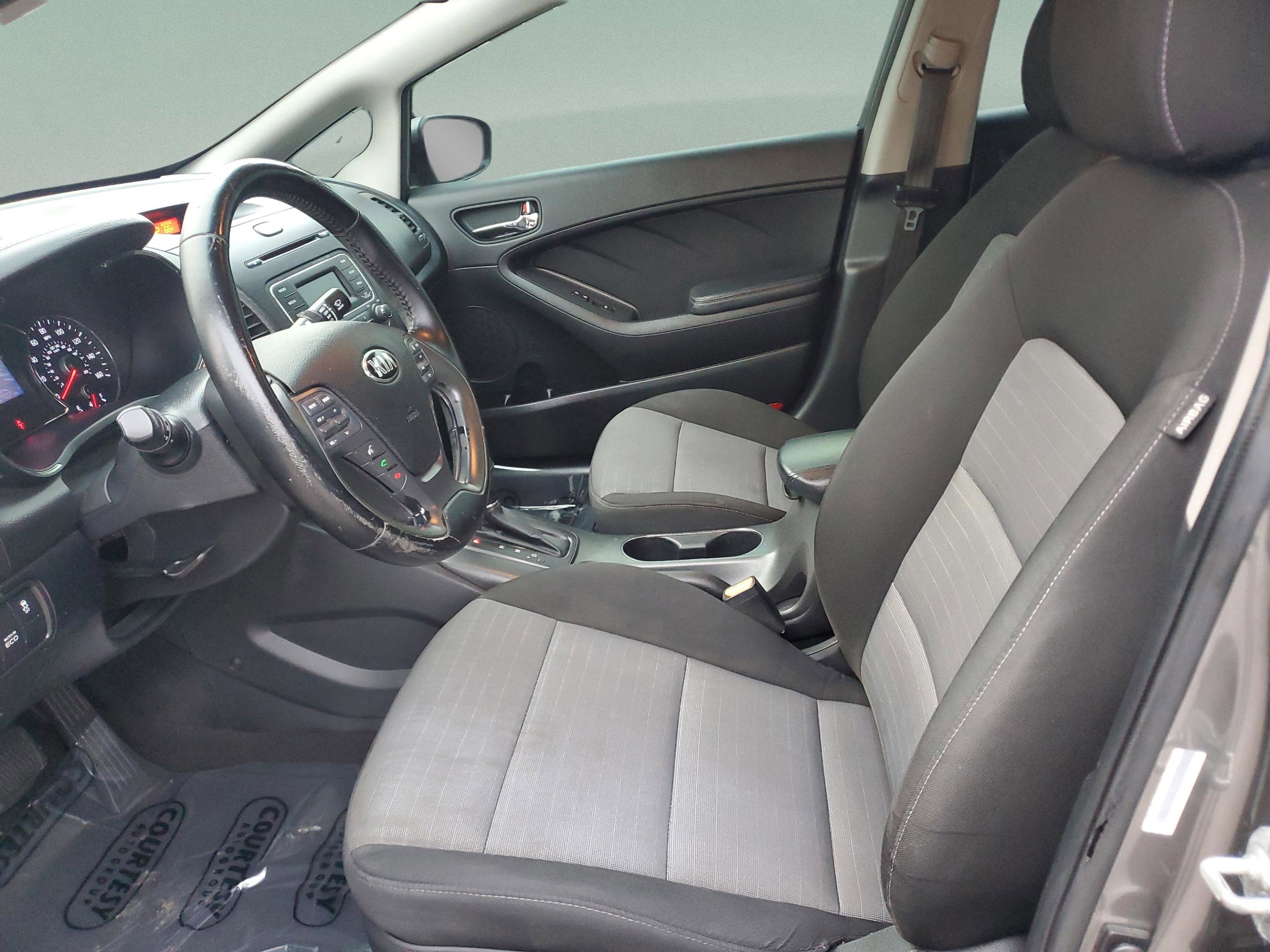 Used 2015 Kia Forte EX image 20