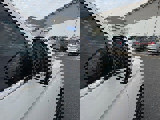 Used 2024 Ford Expedition Limited image 31