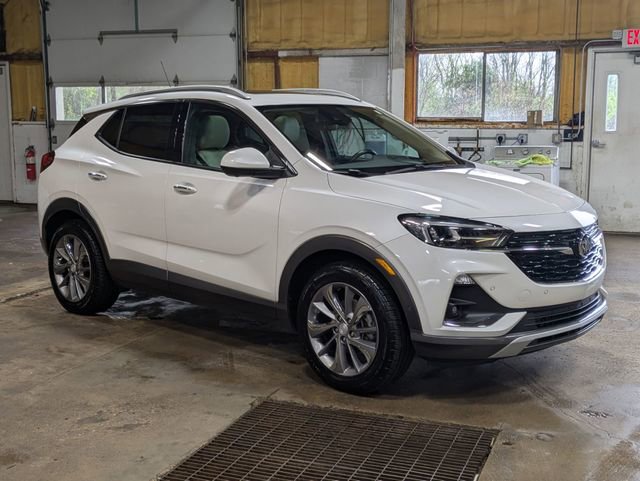 Certified 2022 Buick Encore GX Essence w/ Advanced Technology Package image 7