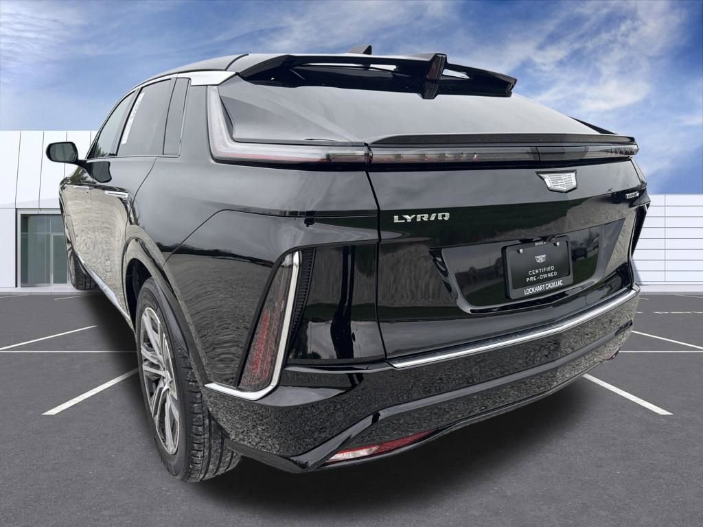 Certified 2024 Cadillac Lyriq Luxury image 12