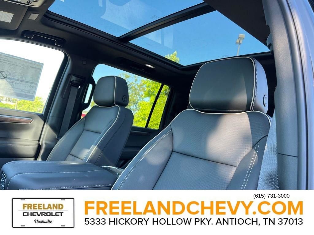 New 2026 Chevrolet Suburban Premier w/ Sun And Tow Package image 23