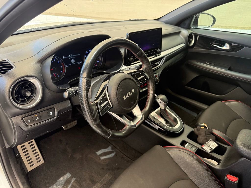 Used 2023 Kia Forte GT FWD image 11