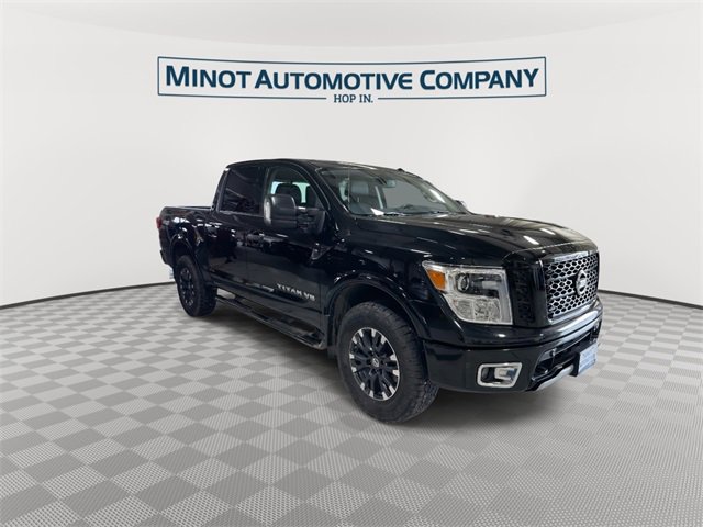 Used 2019 Nissan Titan PRO-4X w/ Pro-4x Convenience Package image 2
