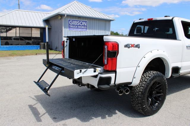 Used 2024 Ford F250 Platinum image 11