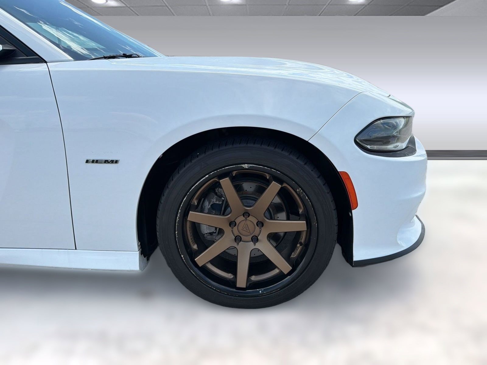 Used 2019 Dodge Charger R/T RWD image 11