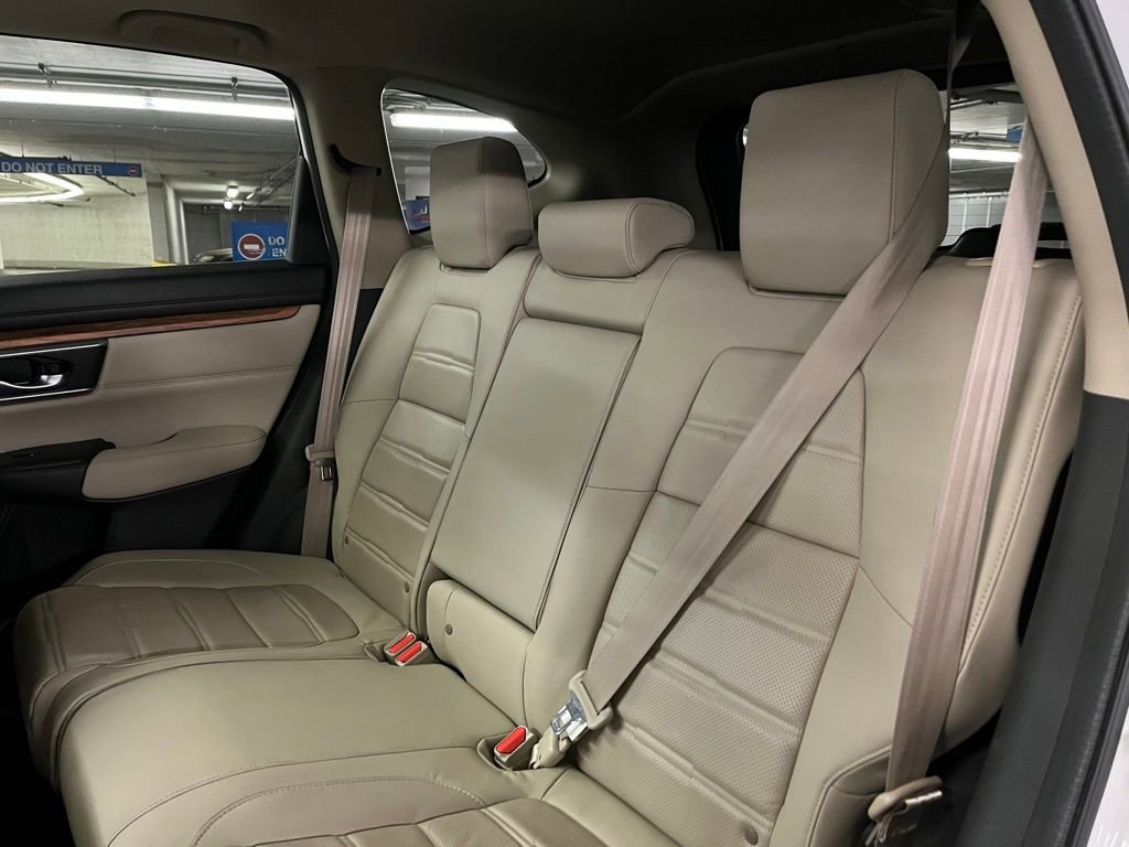 Used 2018 Honda CR-V Touring image 19