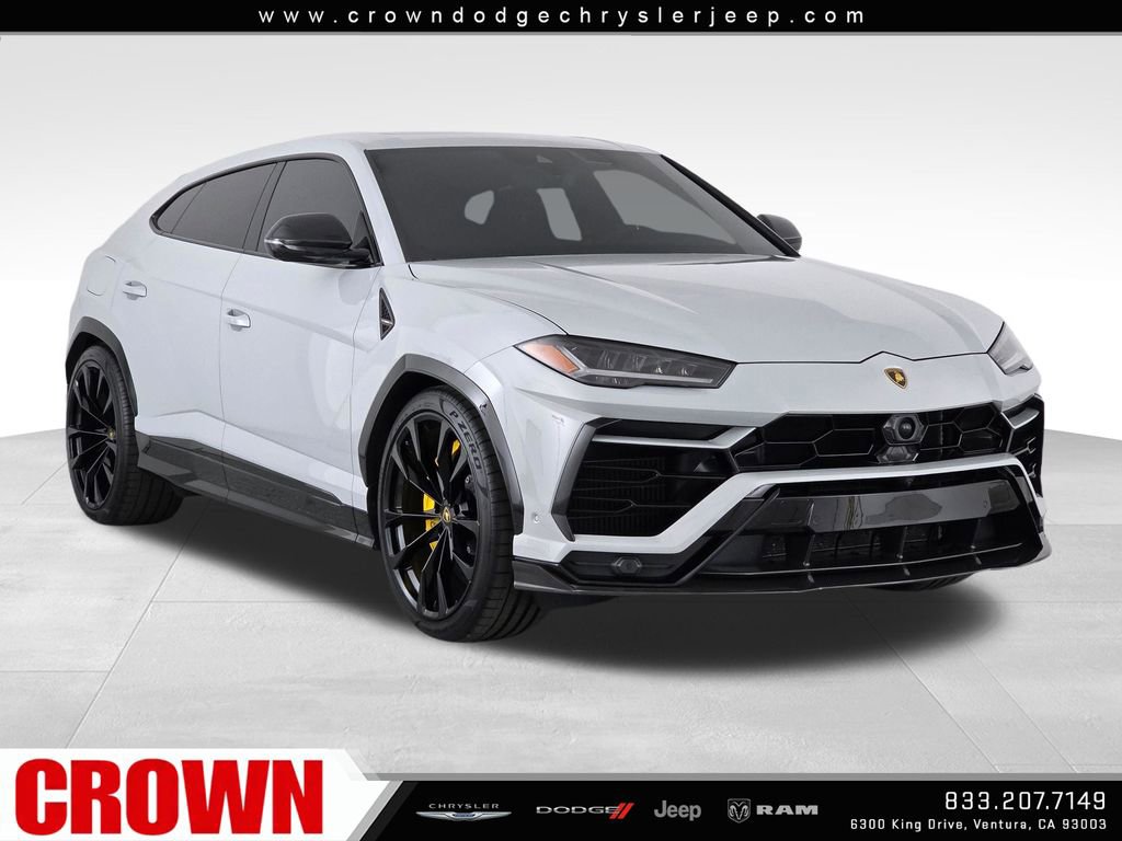 Used 2022 Lamborghini Urus AWD/4WD image 1