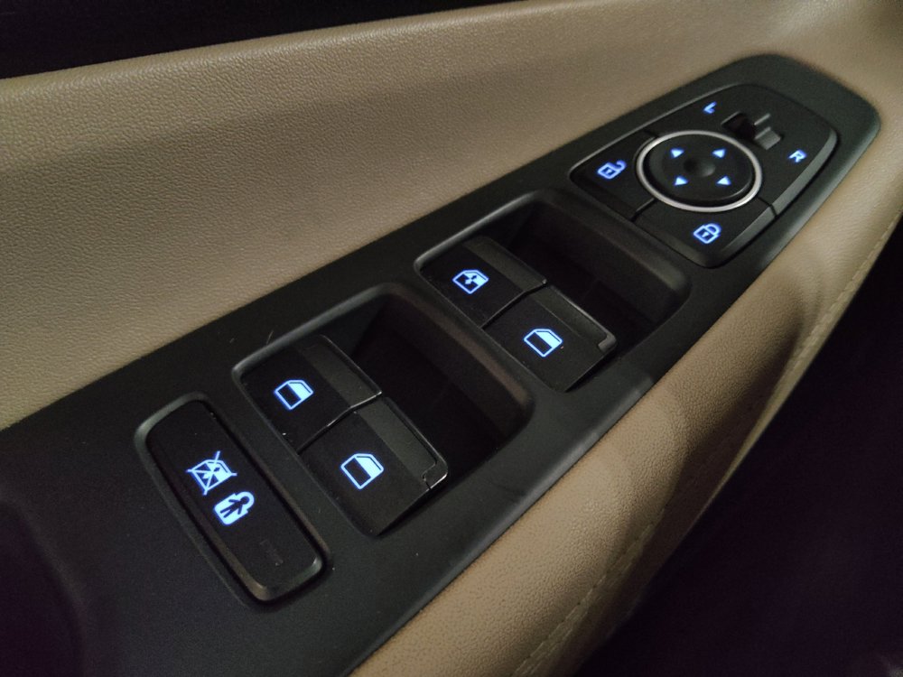 Used 2019 Hyundai Santa Fe SE FWD image 27