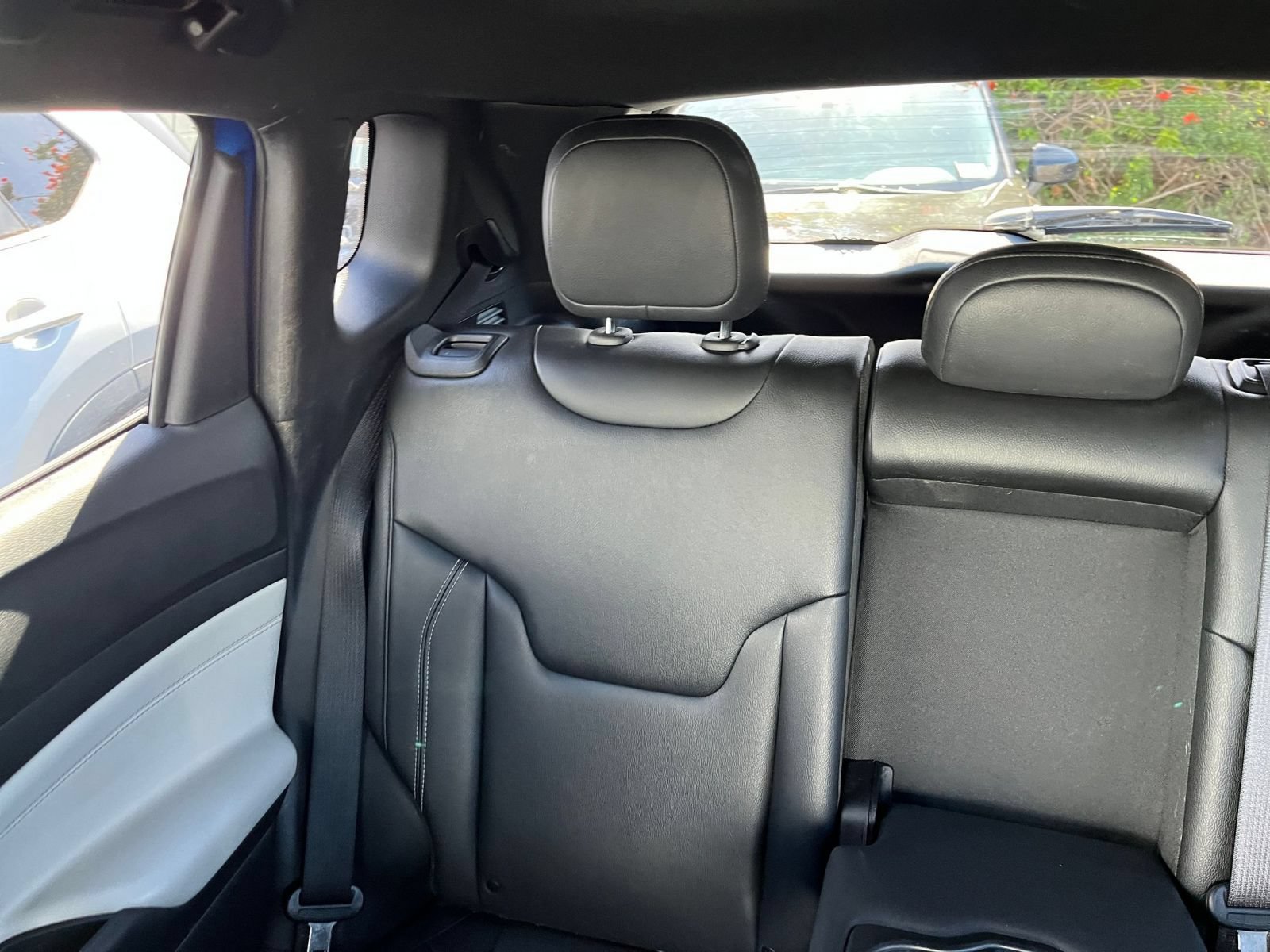 Used 2025 Jeep Compass Limited AWD/4WD image 40