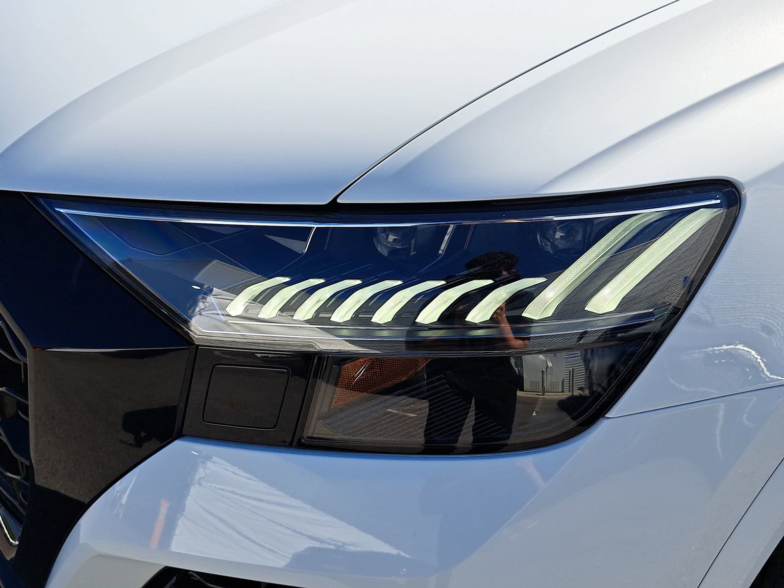 Used 2023 Audi RS Q8 image 35