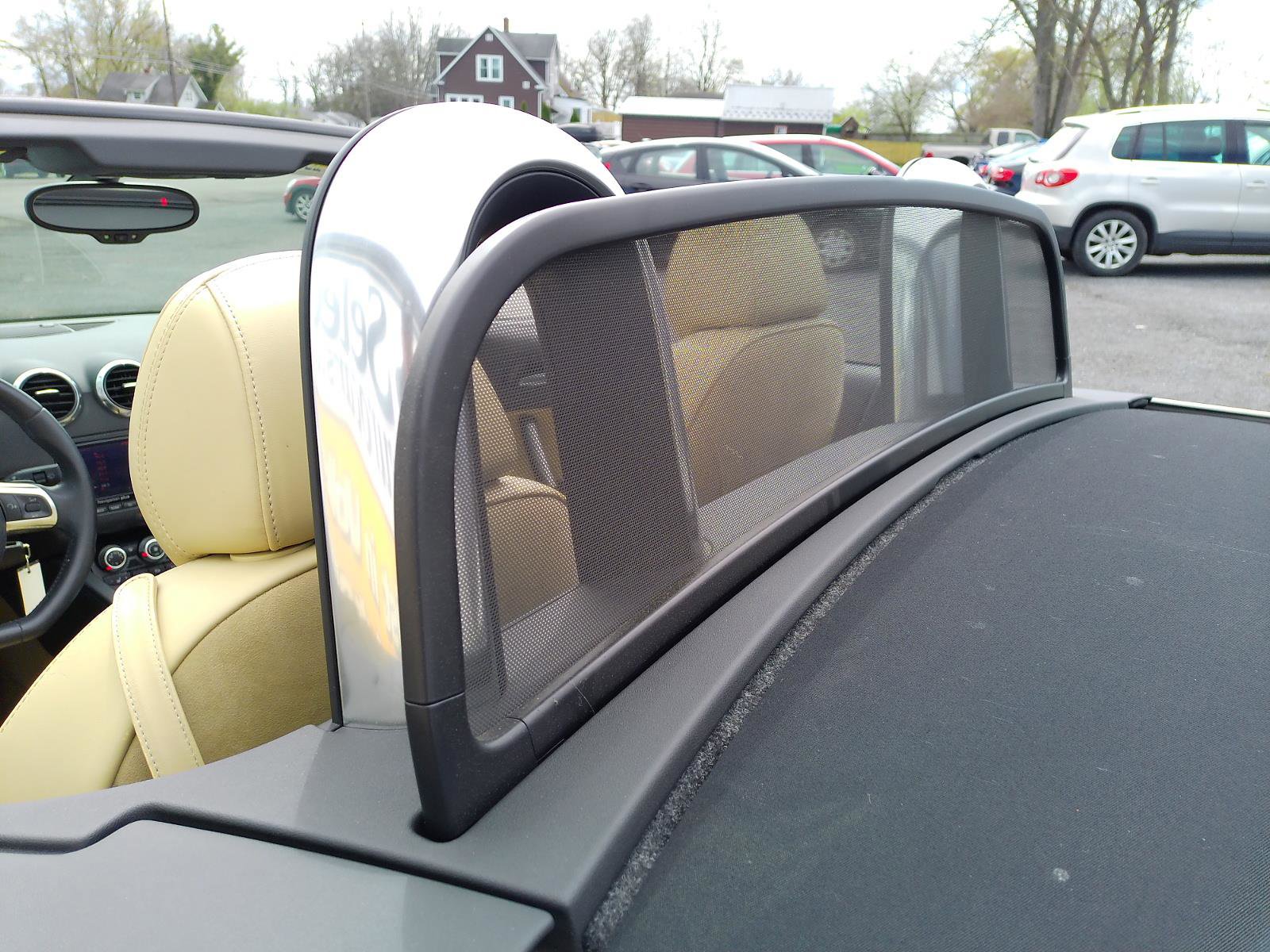 Used 2015 Audi TT 2.0T w/ Fine Nappa Leather Package image 9