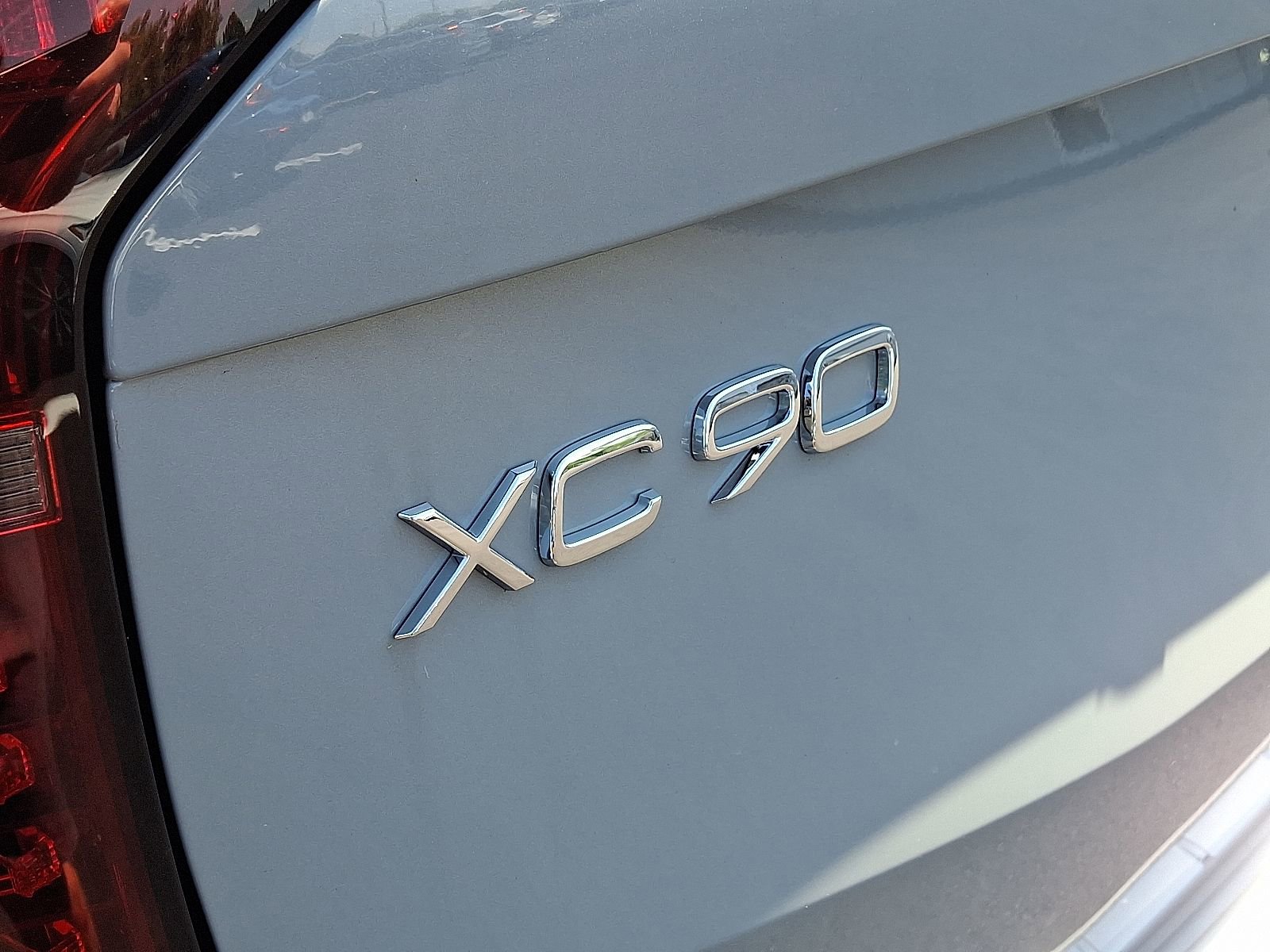 New 2026 Volvo XC90 B6 Plus w/ Protection Package Premier image 26