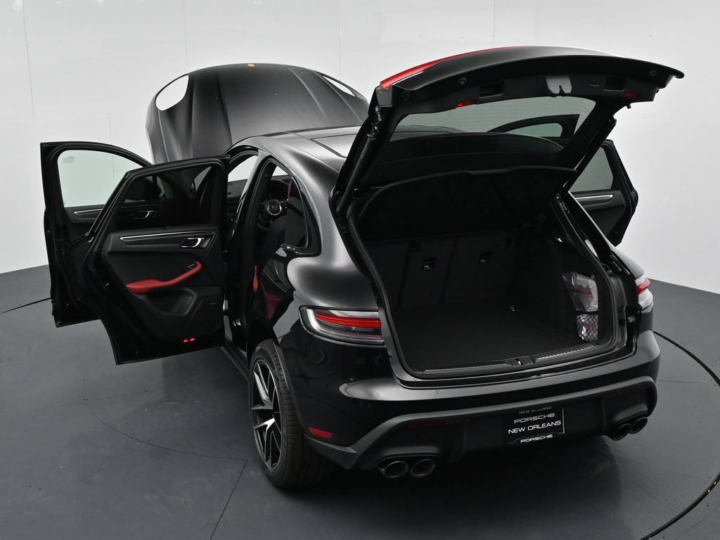 New 2026 Porsche Macan AWD/4WD image 21
