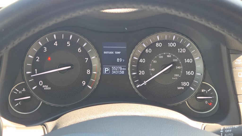 Used 2019 INFINITI Q70 Luxe w/ Sport Package AWD/4WD image 20