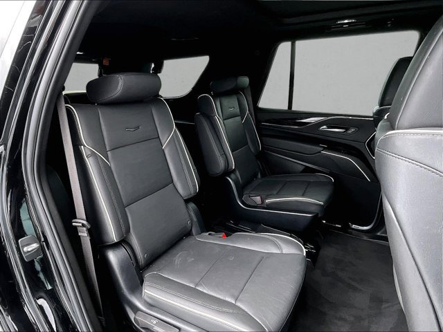 Certified 2024 Cadillac Escalade Sport w/ LPO, ONYX Package AWD/4WD image 29