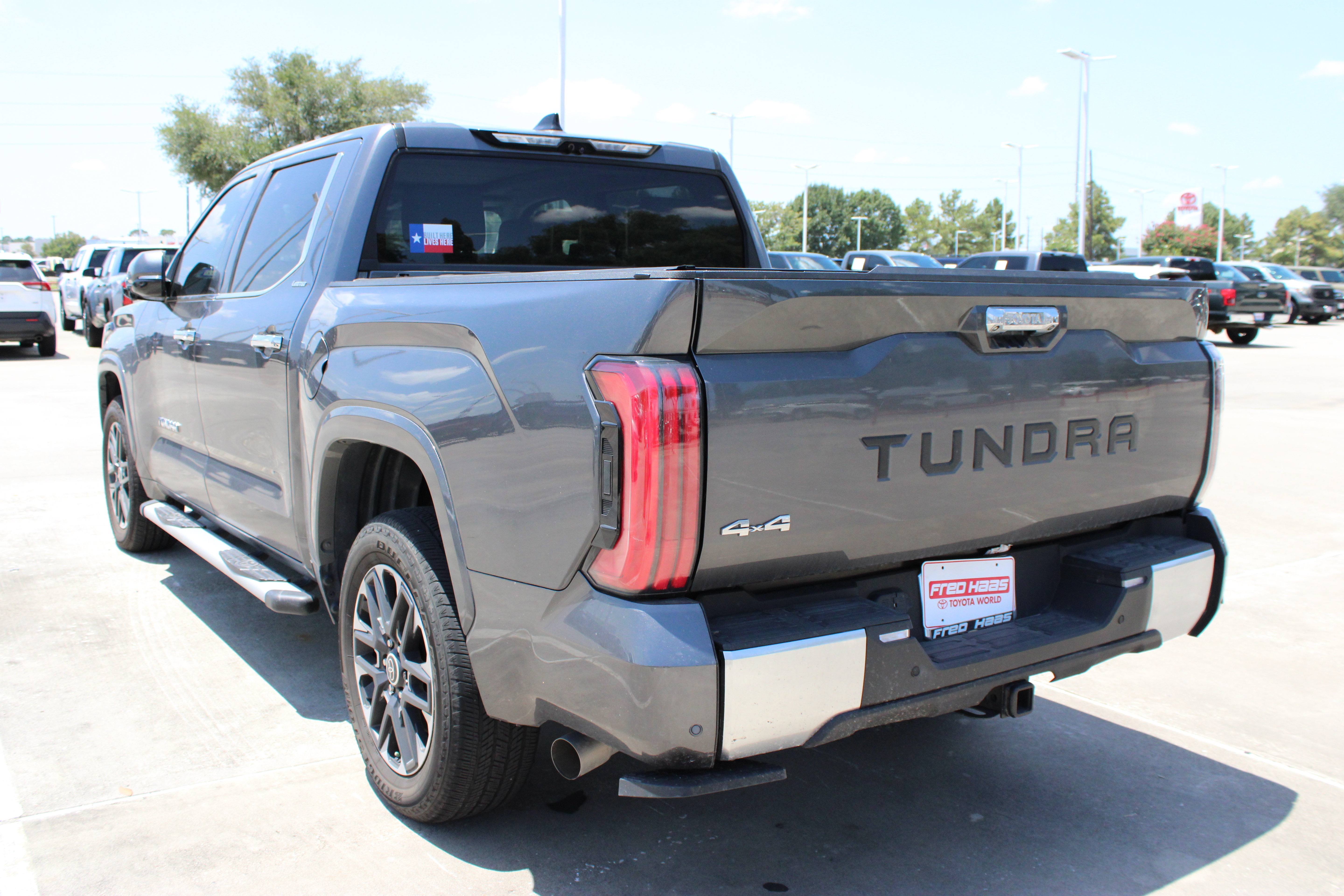 Used 2023 Toyota Tundra Limited AWD/4WD image 7