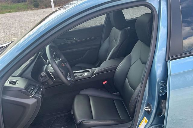 Used 2023 Cadillac CT4 Sport w/ Technology Package image 25