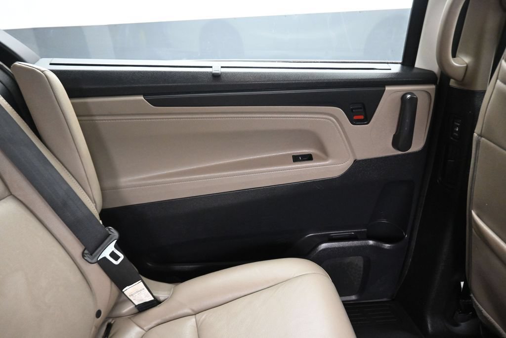 Used 2018 Honda Odyssey Elite image 54