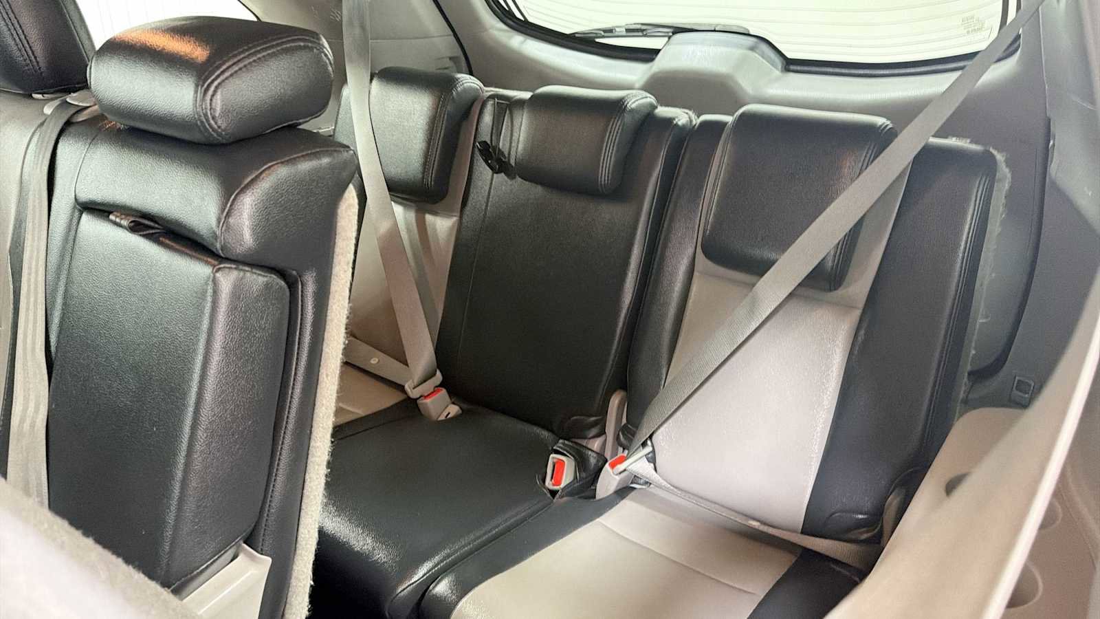 Certified 2018 Toyota Highlander LE FWD image 24