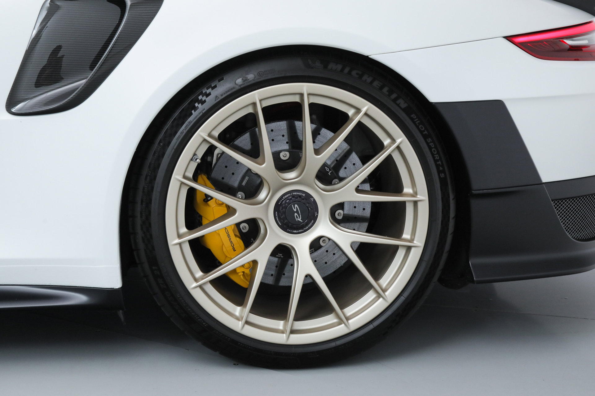 Used 2018 Porsche 911 GT2 RS image 40