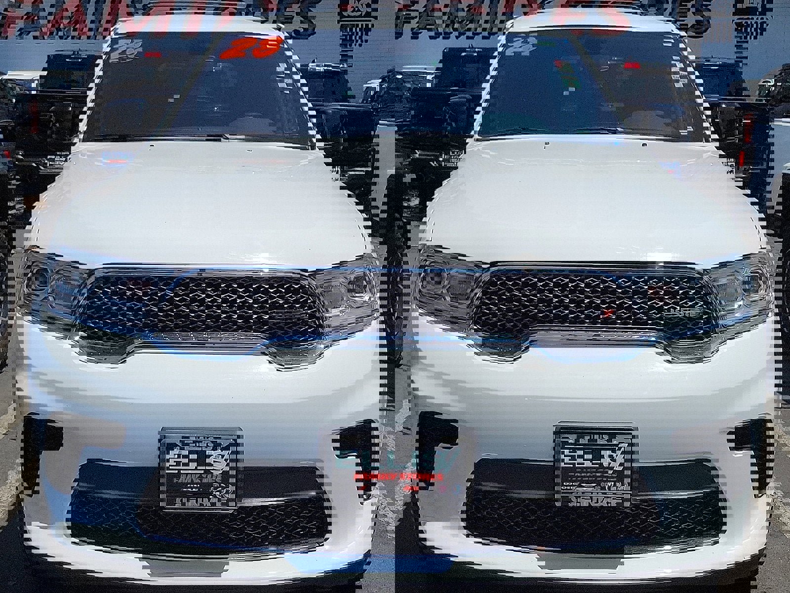 Used 2023 Dodge Durango SXT image 29