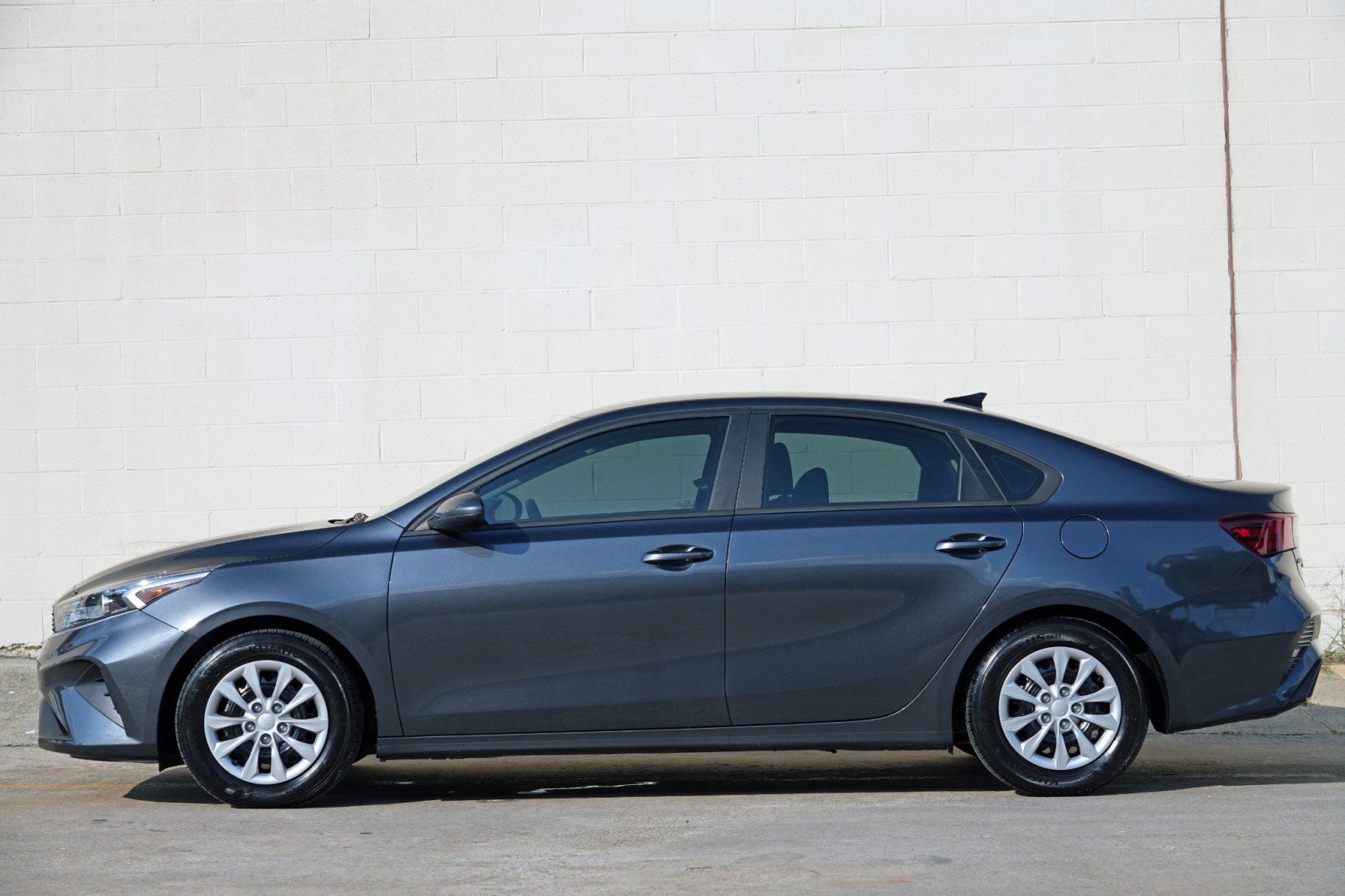 Used 2023 Kia Forte LX FWD image 8