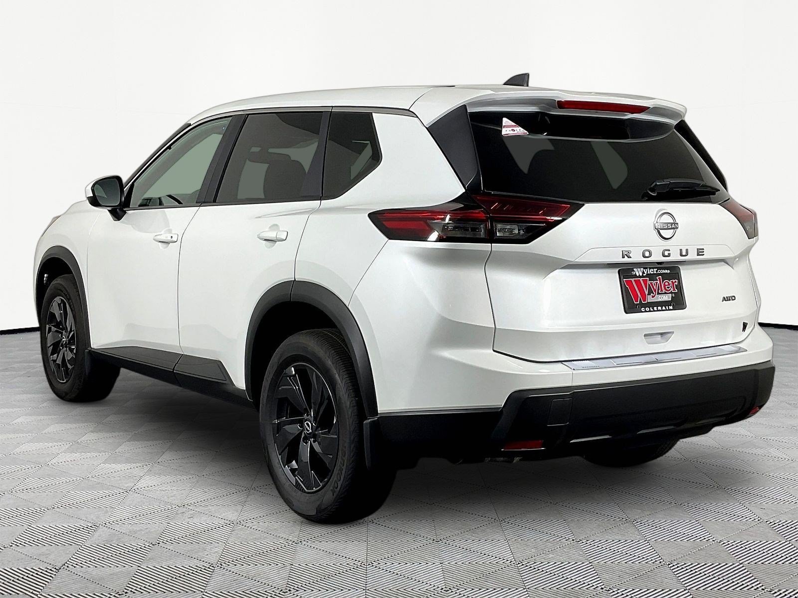 New 2026 Nissan Rogue SV AWD/4WD image 4