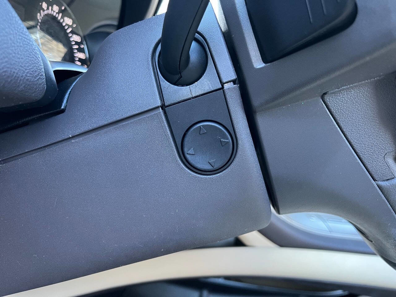 Used 2014 Lincoln MKZ Base AWD V6 4dr Sedan image 20