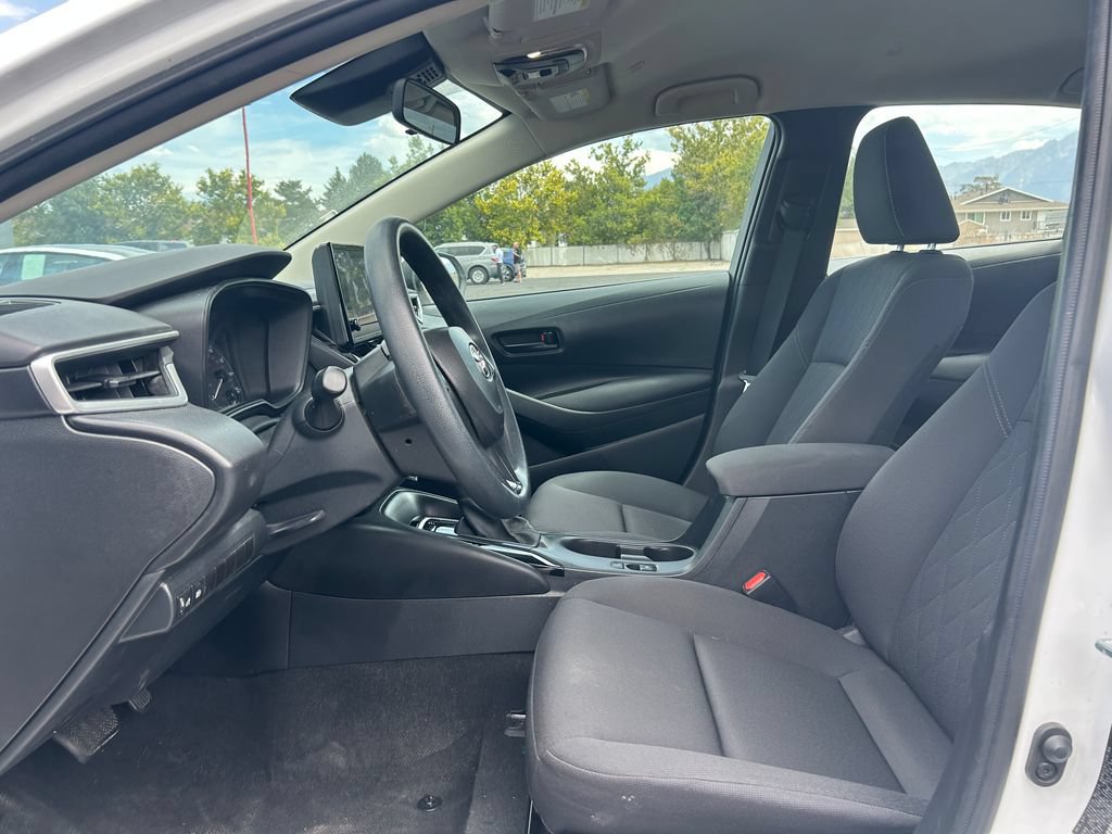 Used 2024 Toyota Corolla LE FWD image 24