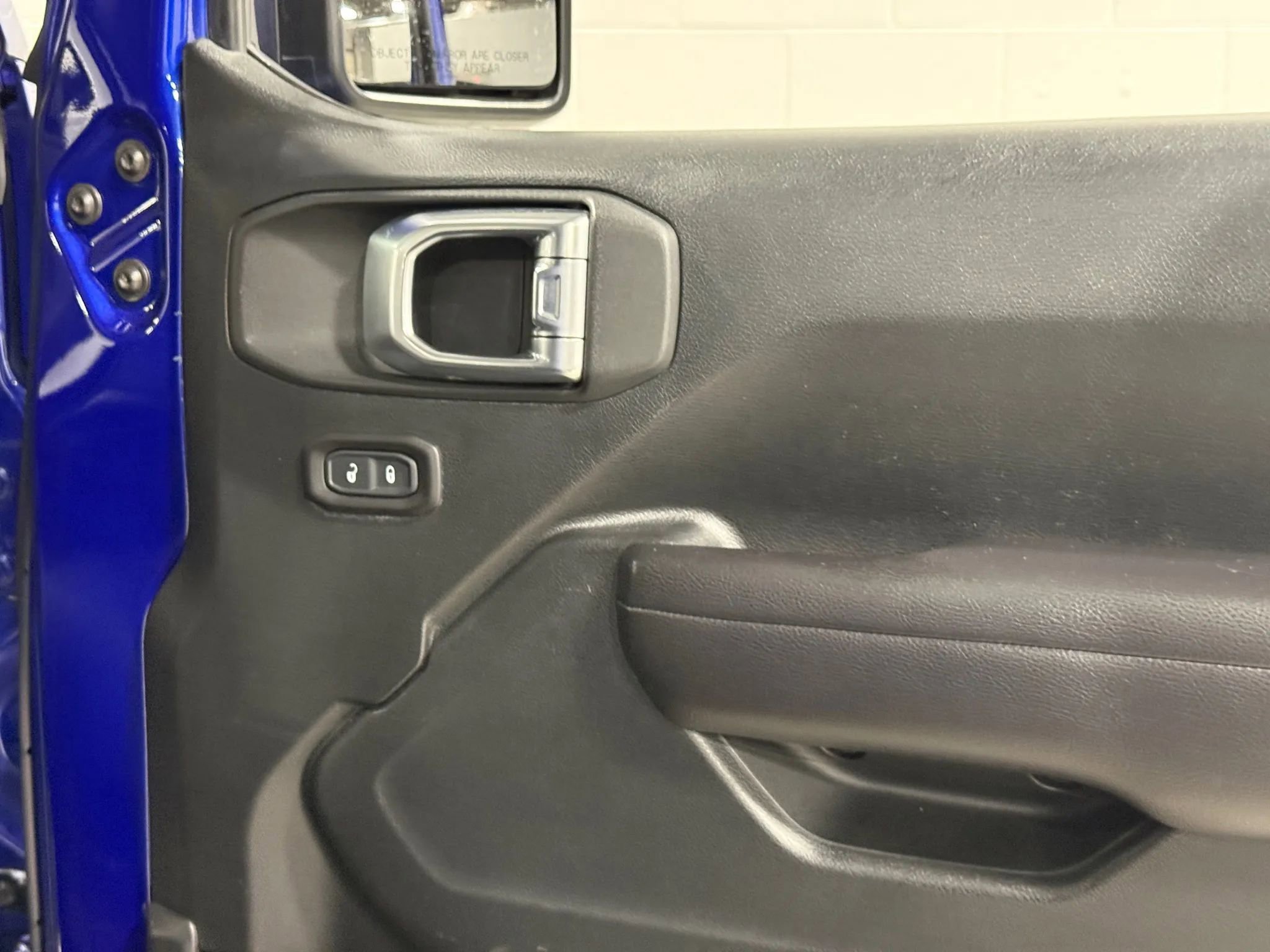 Used 2018 Jeep Wrangler Unlimited Sport S image 40