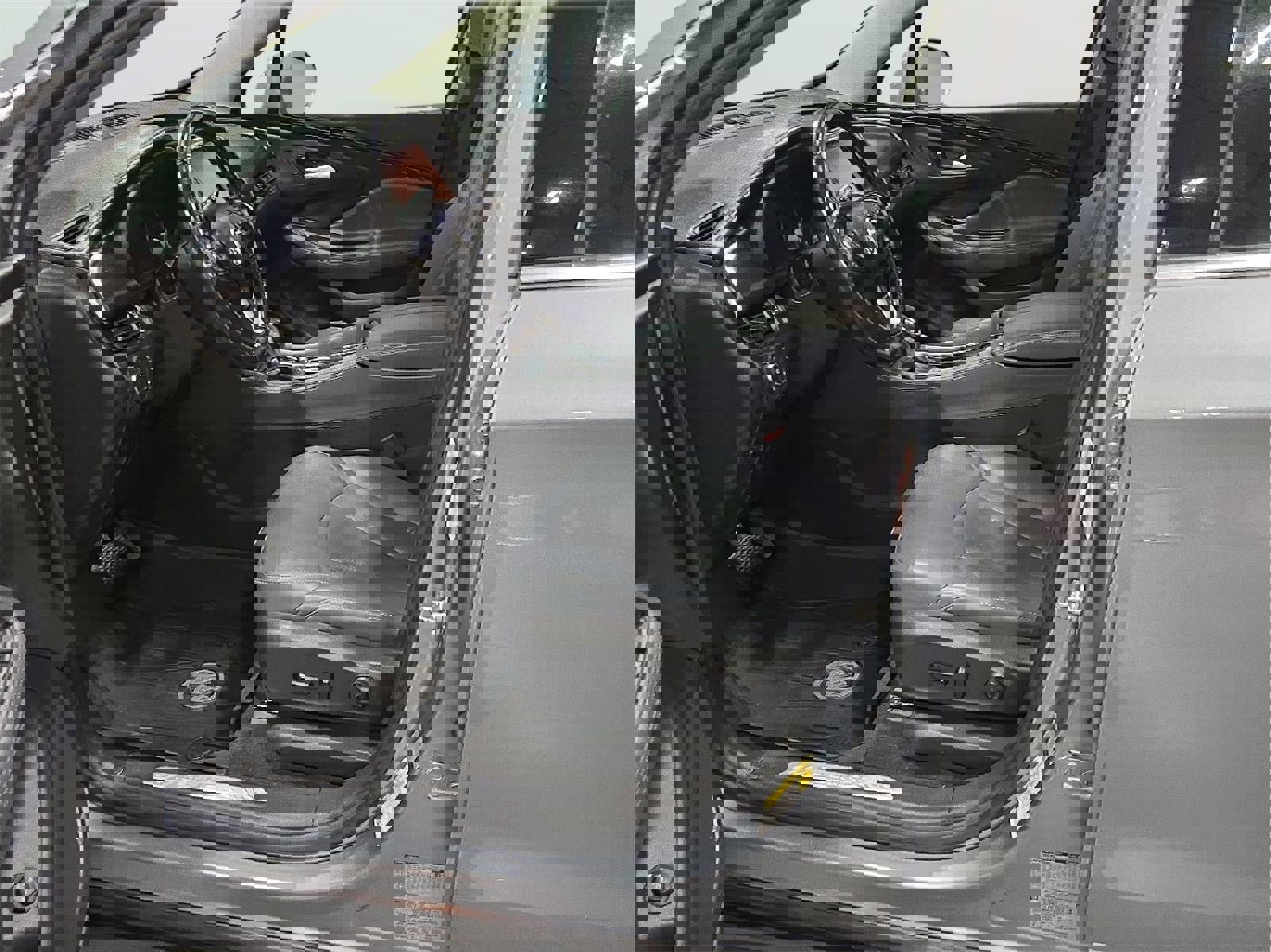 Used 2020 Buick Envision Premium image 8